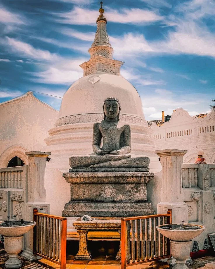 Sri Sudharmalaya Buddhist Temple Galle SriLanka